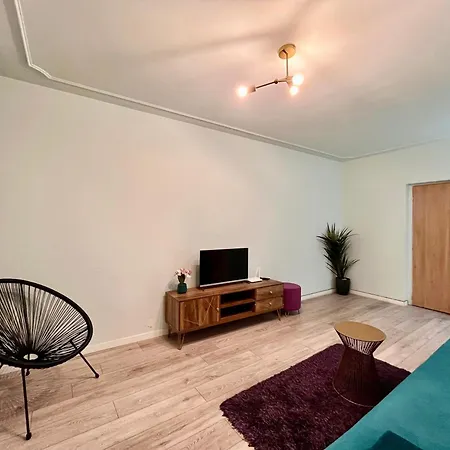 Bright & Modern Escape Near Tineretului Park * Bucharest